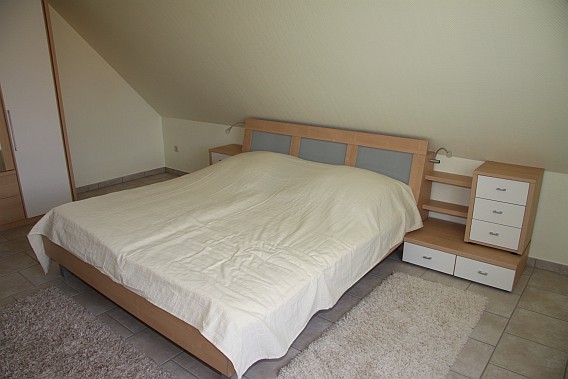 1. Schlafzimmer Bild 1
